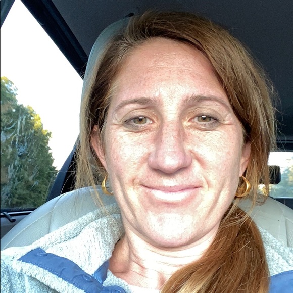 Meet your Posher, Erin - Picture 1 of 1